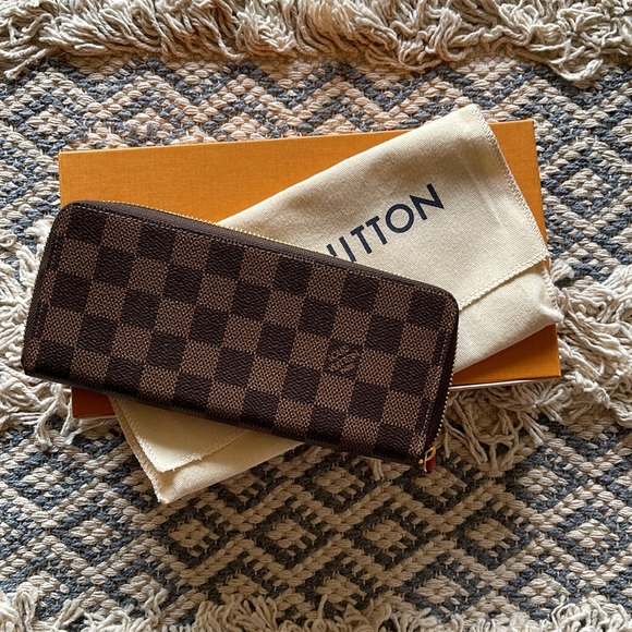 Clemence Wallet - Picture 4 of 9